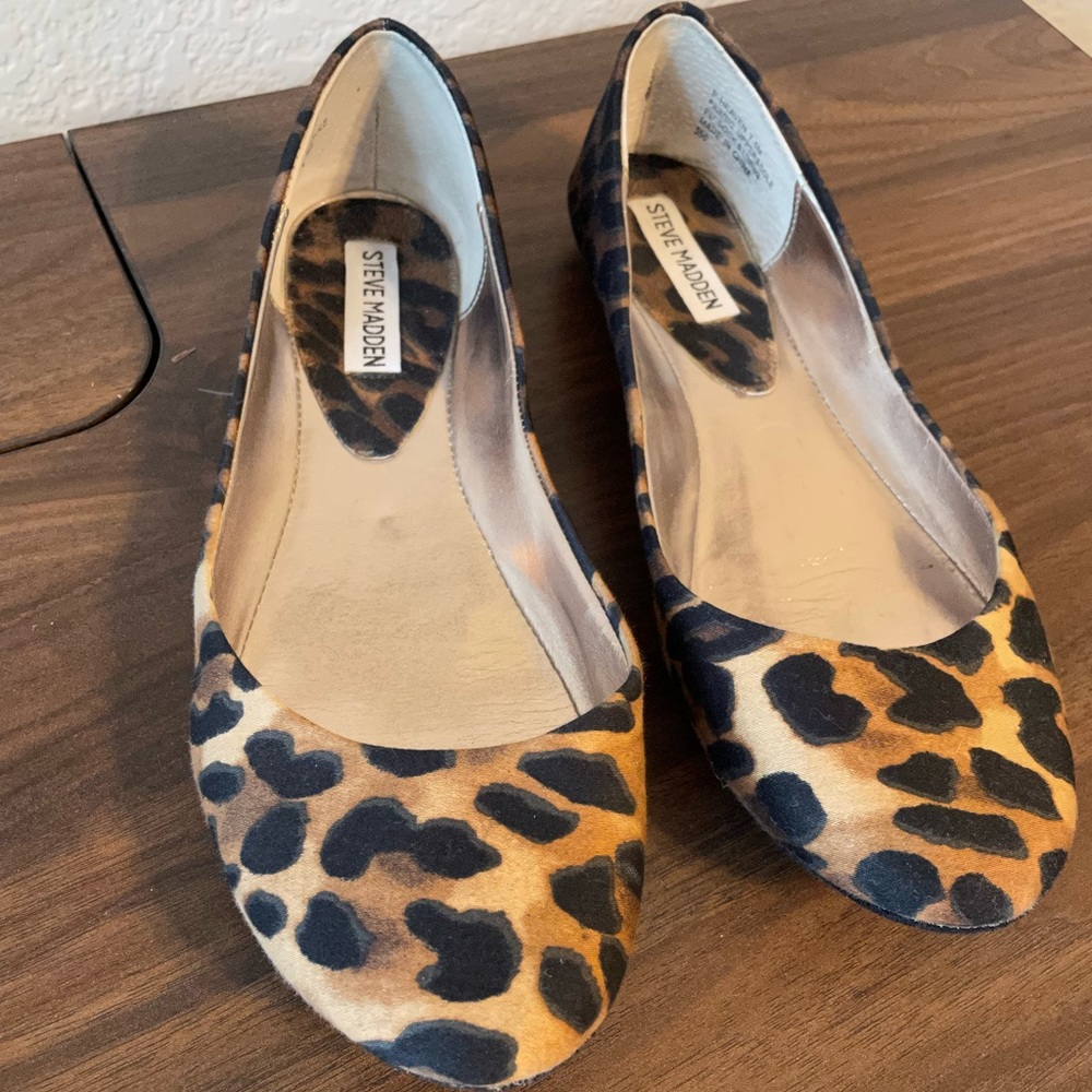 Steve Madden Leopard Print Flat